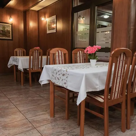 Damis Hotel 3*
