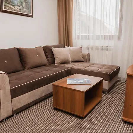 Hotel Damis