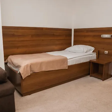 Damis Hotel Pale